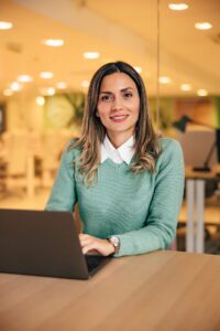 after hiring a virtual assistant for interior designers and getting poor results, they hired a virtual support specialist.