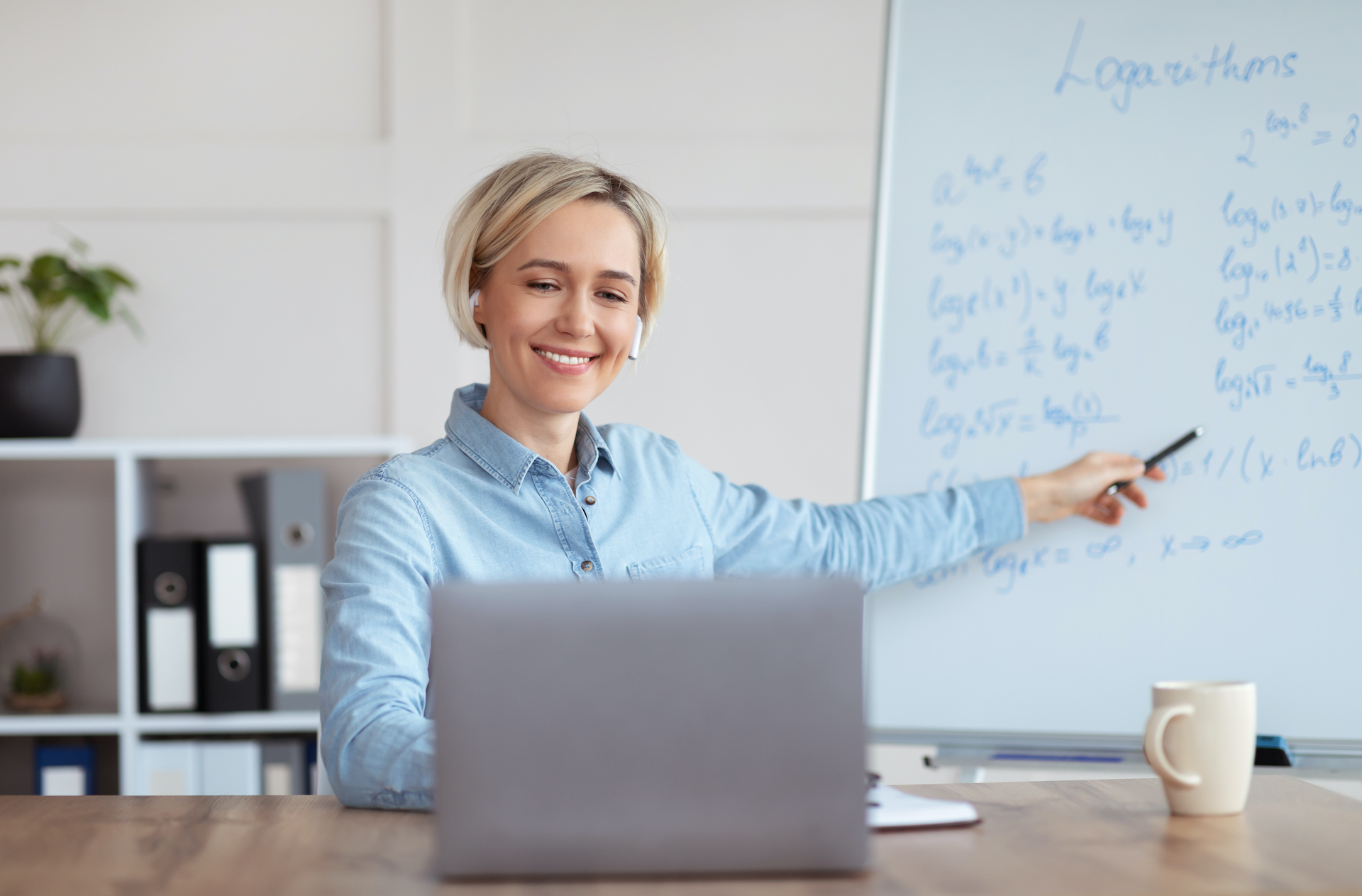 Virtual Assistant for Course Creators