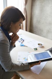 completing email marketing strategy