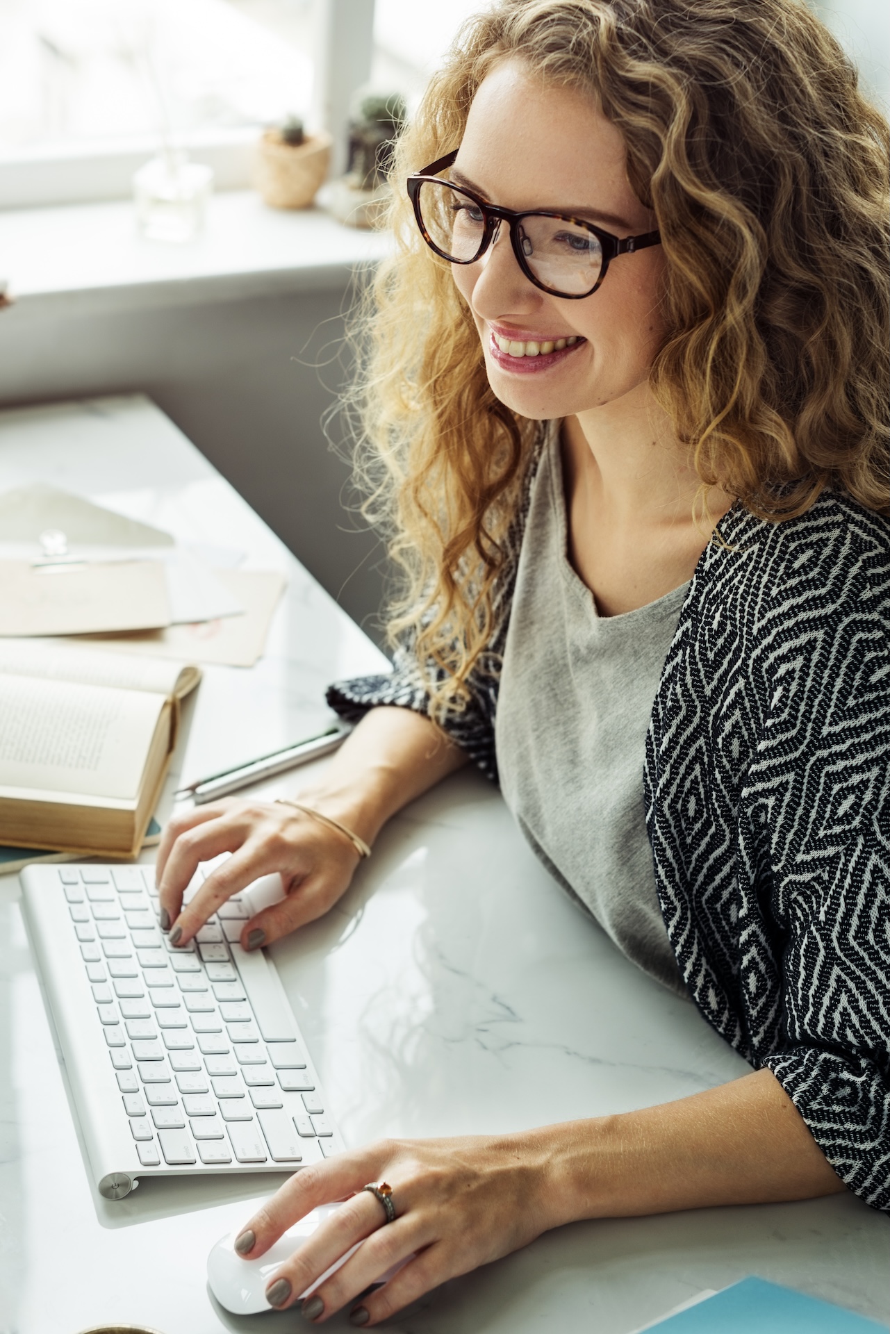 virtual support specialist for companies using GHL